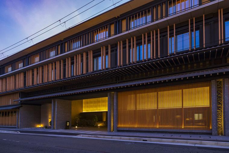 デュシタニ京都 外観