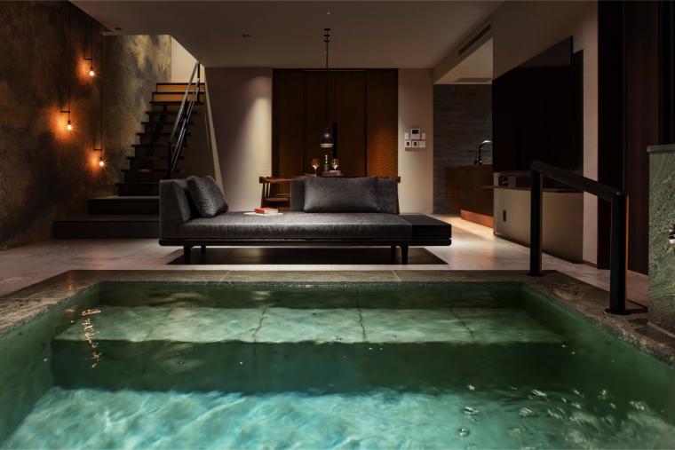 「鈴 京都宮川筋 hitotose 穐-Aki-」露天風呂