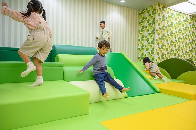 わんぱく山ゾーン