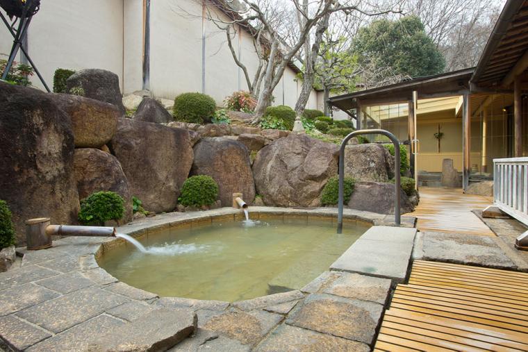 「宮浜温泉 庭園の宿 石亭」温泉大浴場