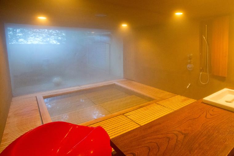 「宮浜温泉 庭園の宿 石亭」貸切風呂