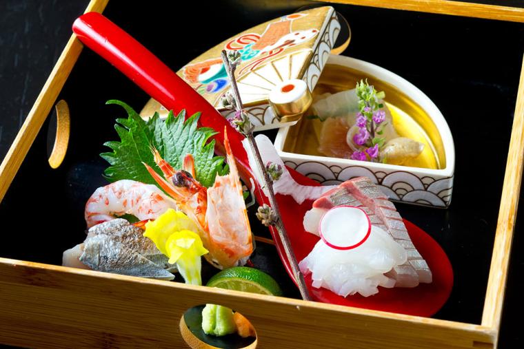 「宮浜温泉 庭園の宿 石亭」夕食