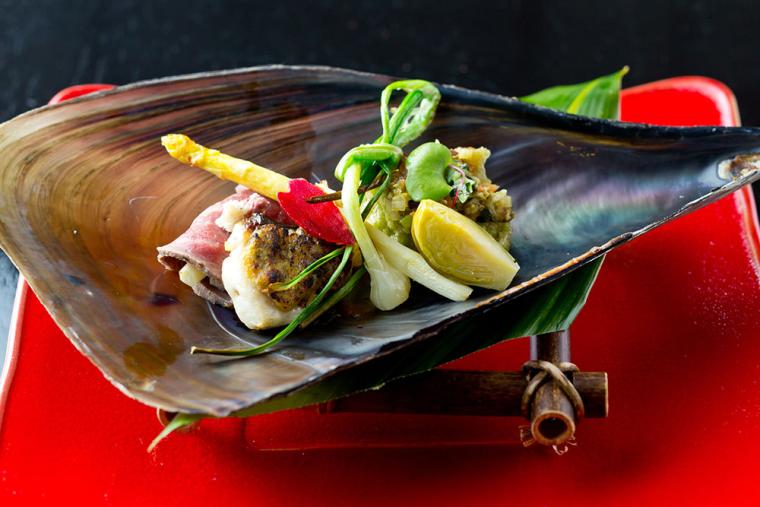 「宮浜温泉 庭園の宿 石亭」夕食