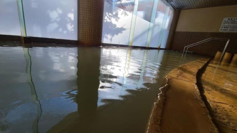 札幌から列車で約5時間かけて…“温泉が苦手”な私が、人生で初めて「日本最北端の温泉郷」に行ってみた【#豊富町の“あずましい”日々①】