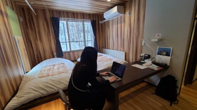 「心も身体も癒されて…」札幌から列車で約5時間かけて…“温泉が苦手”な私が、人生で初めて「日本最北端の温泉郷」に行ってみた【豊富町の“あずましい”日々②】