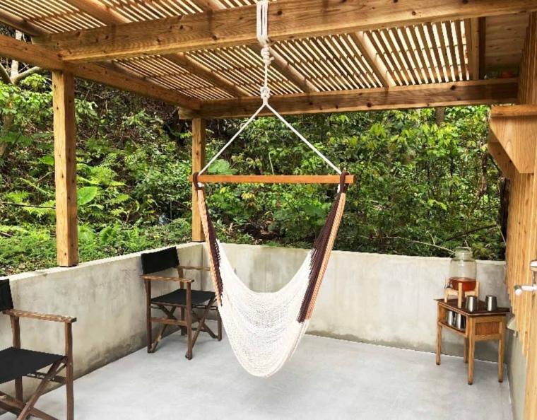 小学校の跡地に誕生した楽園『BUNA SAUNA（ブナサウナ）』ブナガヤが宿るハーバルサウナ（大宜味村）