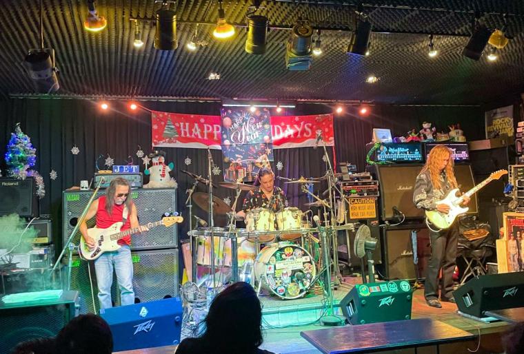 沖縄市・コザの楽しみ方！ これであなたもコザ通に！厳選の美味しい居酒屋、ミュージックバー！