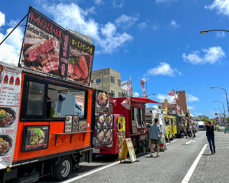 沖縄市・コザの楽しみ方！ これであなたもコザ通に！厳選の美味しい居酒屋、ミュージックバー！