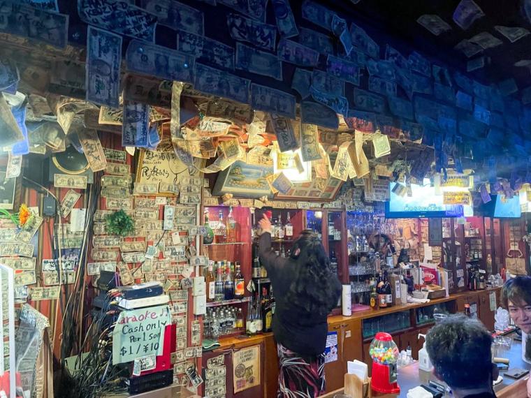 沖縄市・コザの楽しみ方！ これであなたもコザ通に！厳選の美味しい居酒屋、ミュージックバー！