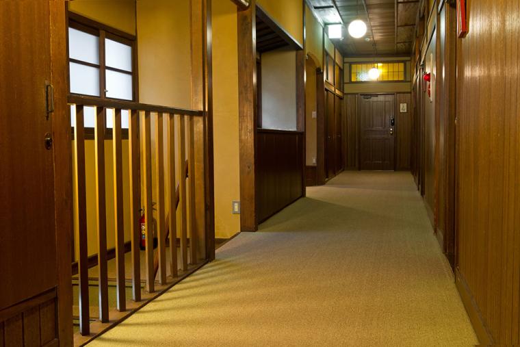 「有馬温泉 ホテル花小宿」客室