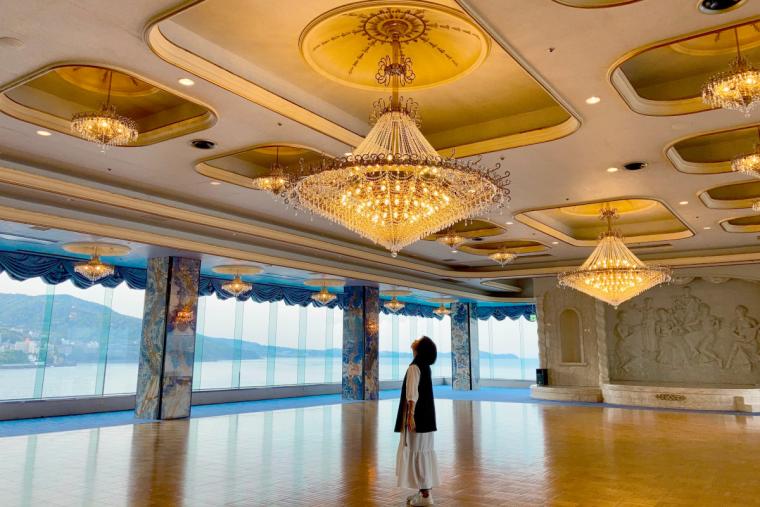 レトロも温泉も！昭和のレジェンド宿「ホテルニューアカオ」でゆったり熱海女子旅