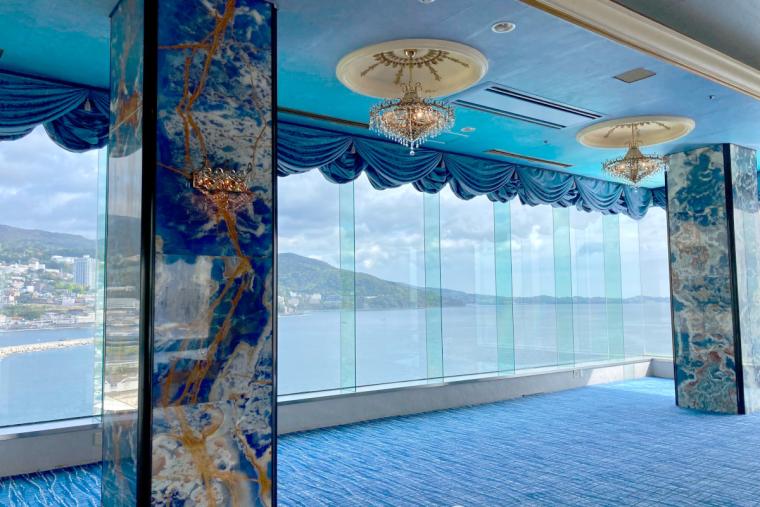 レトロも温泉も！昭和のレジェンド宿「ホテルニューアカオ」でゆったり熱海女子旅