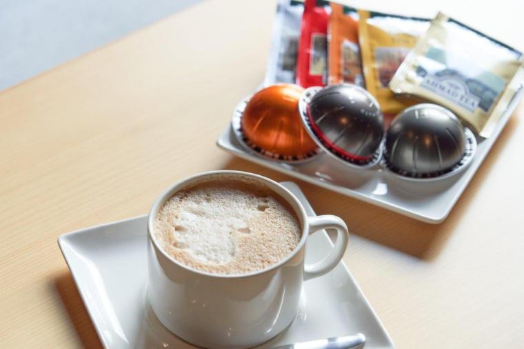 湯畑の眼前にある1日1組限定「草津温泉 きむらや」。希少な源泉かけ流し＆隈研吾設計の宿で記念日ステイ