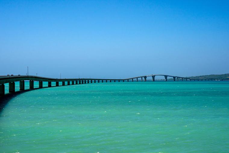 全室インフィニティプール付きの5棟限定ヴィラ「波癒 namyu the place」で宮古ブルーと美食に癒やされる大人旅