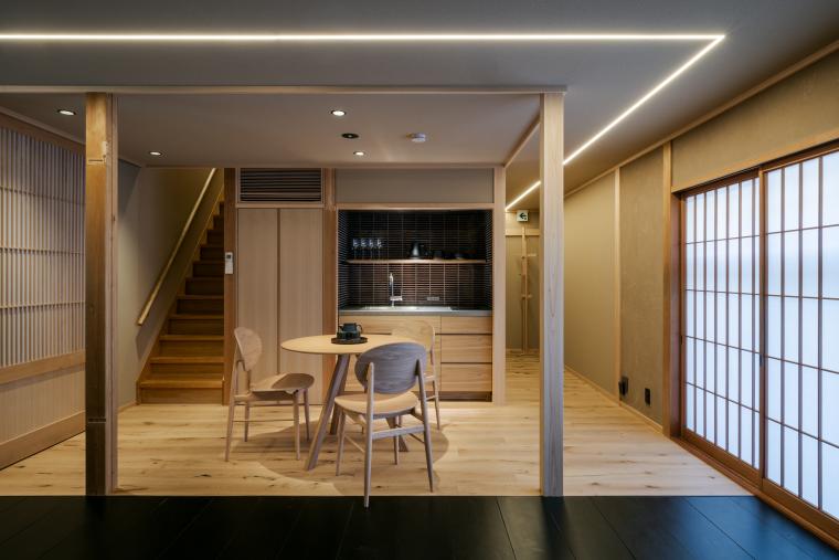 京都「ANJIN Gosho Ebisugawa」ダイニング