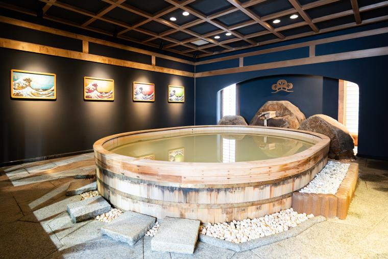 檜桶風呂「月の湯」