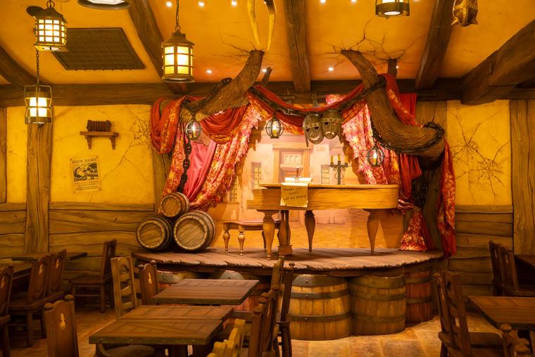 ファンタジースプリングス　レストラン