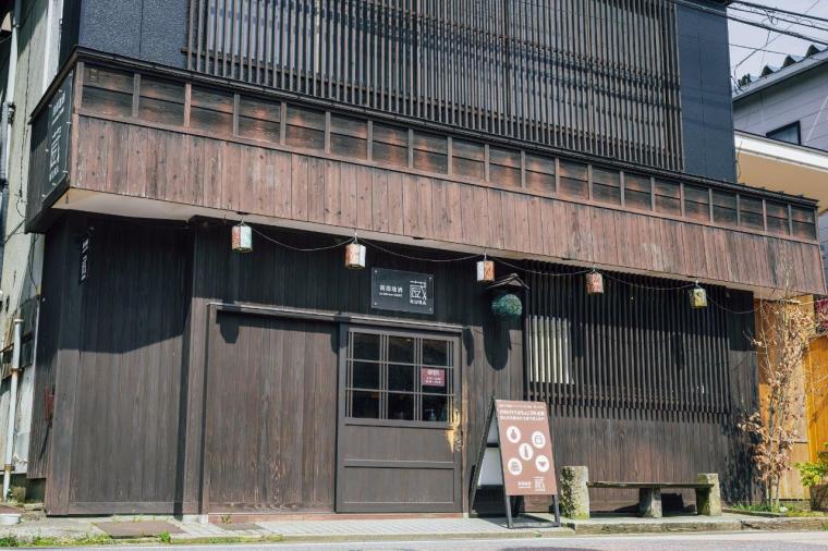 新潟地酒 premium SAKE 蔵 KURA