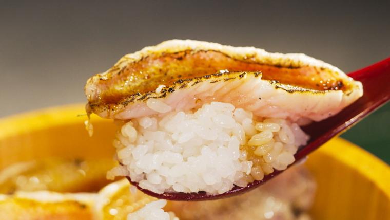 【新店】境港ならではのフォトジェニック海鮮丼！水木しげるロードで「輝く海鮮」に舌鼓｜境港市