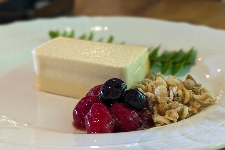 わざわざ行きたい！やんばるの森を味わうカフェBookcafe Okinawa Rail（ブックカフェオキナワレイル）（国頭村）