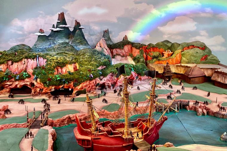 ファンタジースプリングス ニューチャプター・ビギンズ展