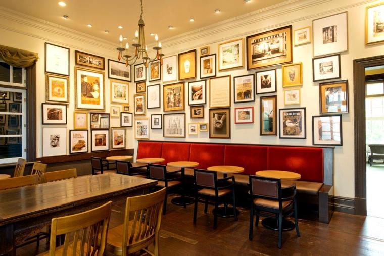 異人館や教会のレトロカフェ