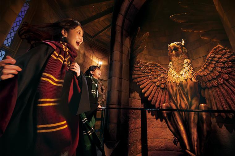 「ウィザーディング・ワールド・オブ・ハリー・ポッター」ホグワーツ・キャッスルウォーク