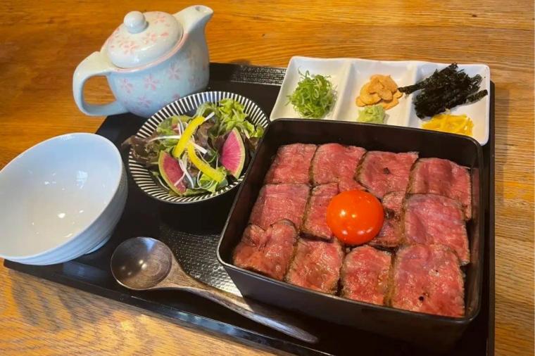 ホルモン酒場 鬼に金棒 梅田 茶屋町店