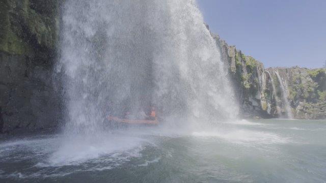 “東洋のナイアガラ”で暑い夏にピッタリなアクティビティ＆人気グルメ