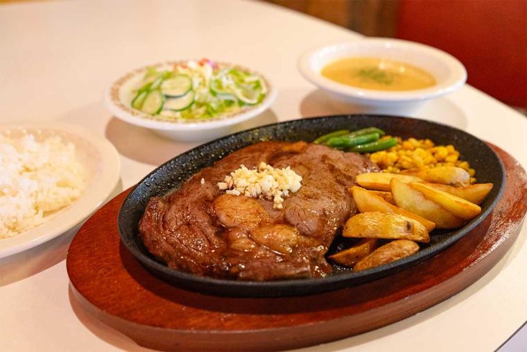 ハンバーガーの名店・ゴーディーズの新店がオープン！オールドアメリカンな「Castle Rock Diner（キャッスルロック ダイナー）」（読谷村）