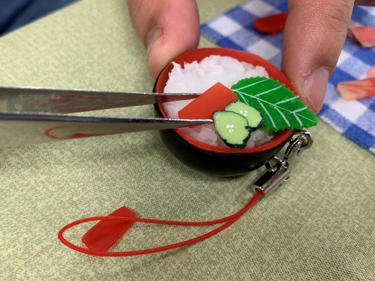 【静岡県焼津市・葵サンプル】まるで本物! 流行りの食品サンプルづくりを体験～新間いず みひとり旅～