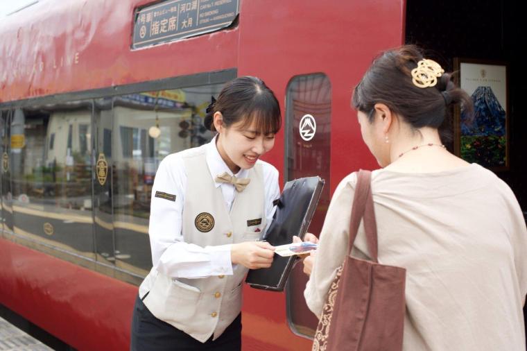 「富士山ビュー特急」スイーツプラン