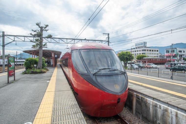 「富士山ビュー特急」スイーツプラン