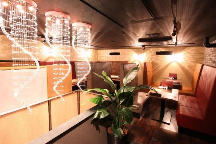 食べ飲み放題 肉盛りステーキ 府内 【イニミニマニモ】