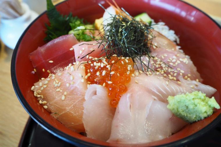 海鮮丼
