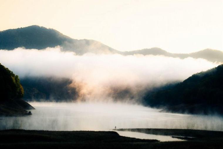 【日常の絶景】朝4時に起きてでも見たい…プロのテレビカメラマンによる「十勝の春夏秋冬」
