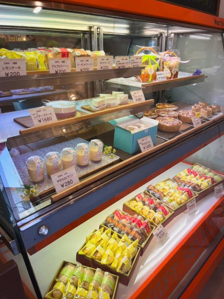 島根県出雲市で昭和34年から続く老舗和菓子店。季節限定和菓子が人気！ 