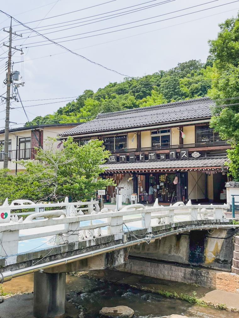 【島根県松江市】玉造温泉街にある川沿いのカフェ。タイムスリップしたようなレトロ可愛い空間！