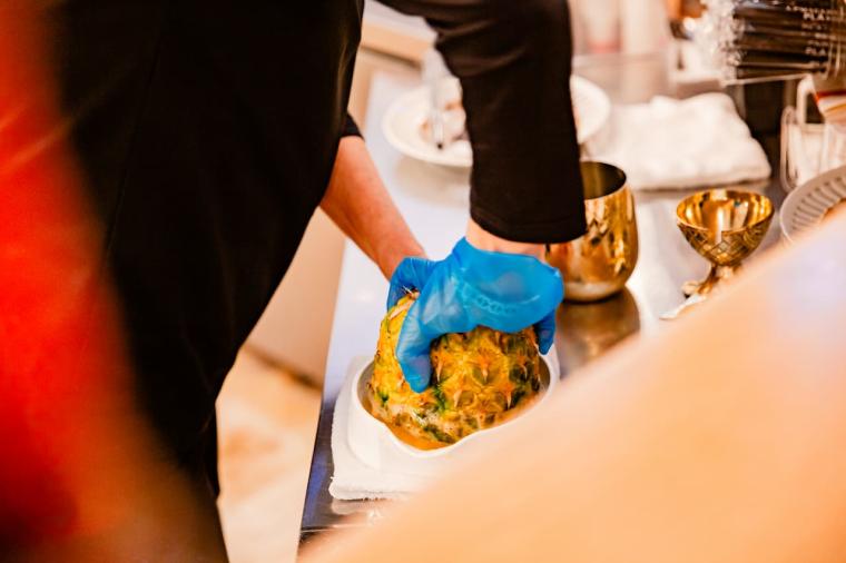 【沖縄】飲んで食べて！大人も満喫できるナゴパイナップルパークの遊び方（名護市）