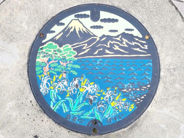 静岡県沼津市・三島市エリアのマンホールのふた【まとめ】 ラブライブ!に続きポケモン新登場で熱い!