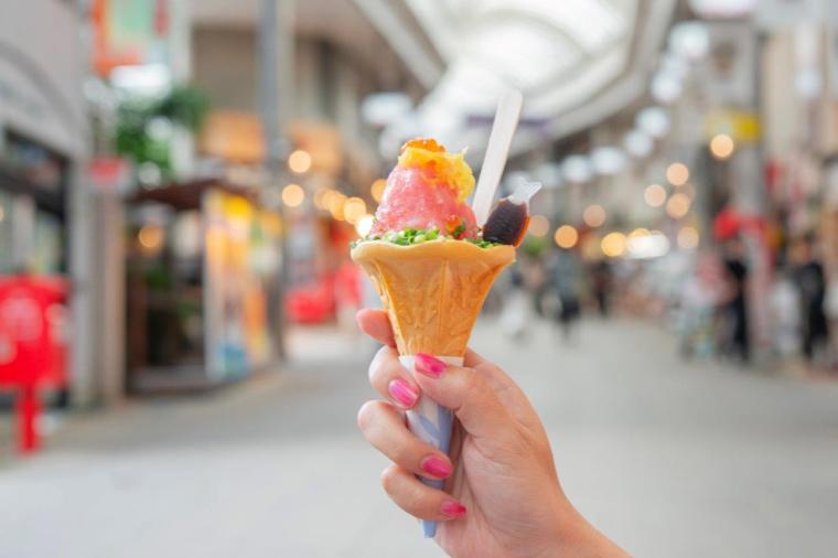 熱海駅前・おさかな丼屋