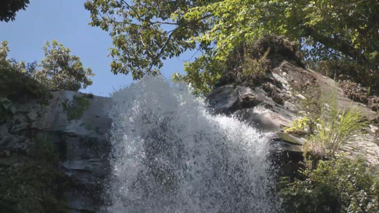 【大分】高さ85ｍの圧巻の景色「東椎屋の滝」日本の滝百選の１つで涼を感じる
