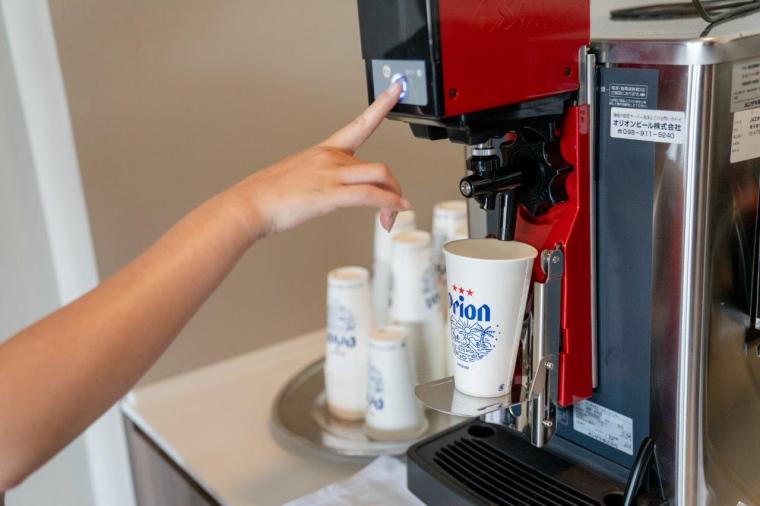 沖縄初の大型スライダー付きプールが楽しい！「グランドメルキュール沖縄残波岬リゾート」