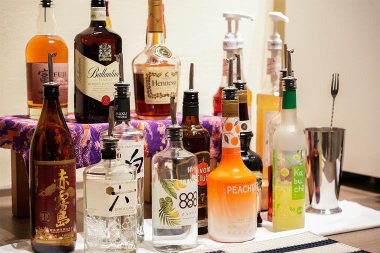 沖縄初の大型スライダー付きプールが楽しい！「グランドメルキュール沖縄残波岬リゾート」