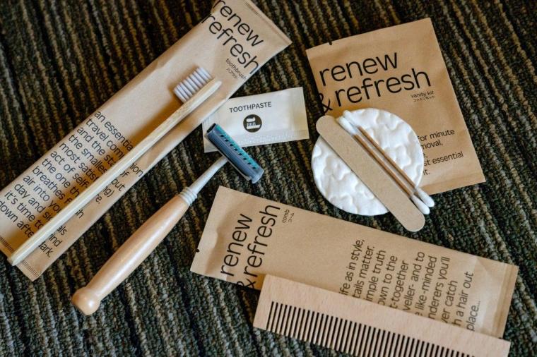 沖縄初の大型スライダー付きプールが楽しい！「グランドメルキュール沖縄残波岬リゾート」