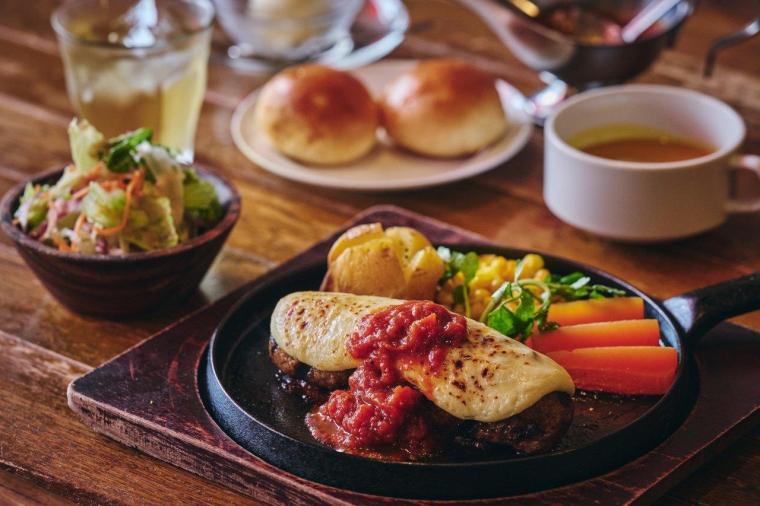 ハンバーグ IZUTSUYA