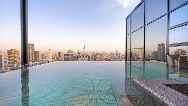 「カンデオホテルズ大阪ザ・タワー」インフィニティ露天風呂