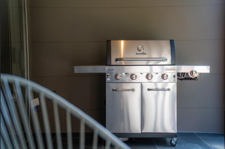 「EZRA VILLA ～SHIRAHAMA～」BBQ設備