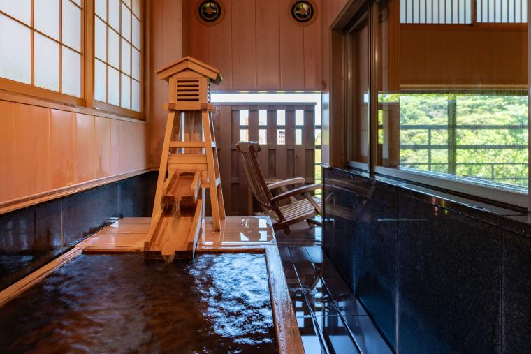 温泉櫓と湯冷まし回廊