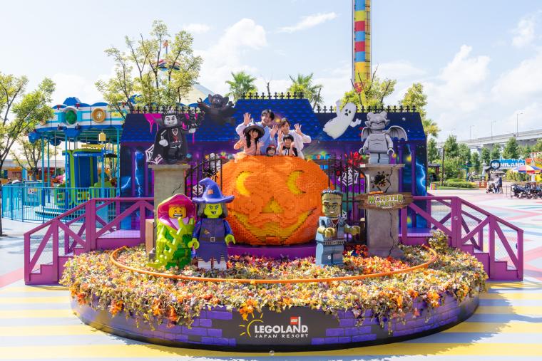 高さ約1.4メートル・幅約2.3メートルのジャイアントパンプキン